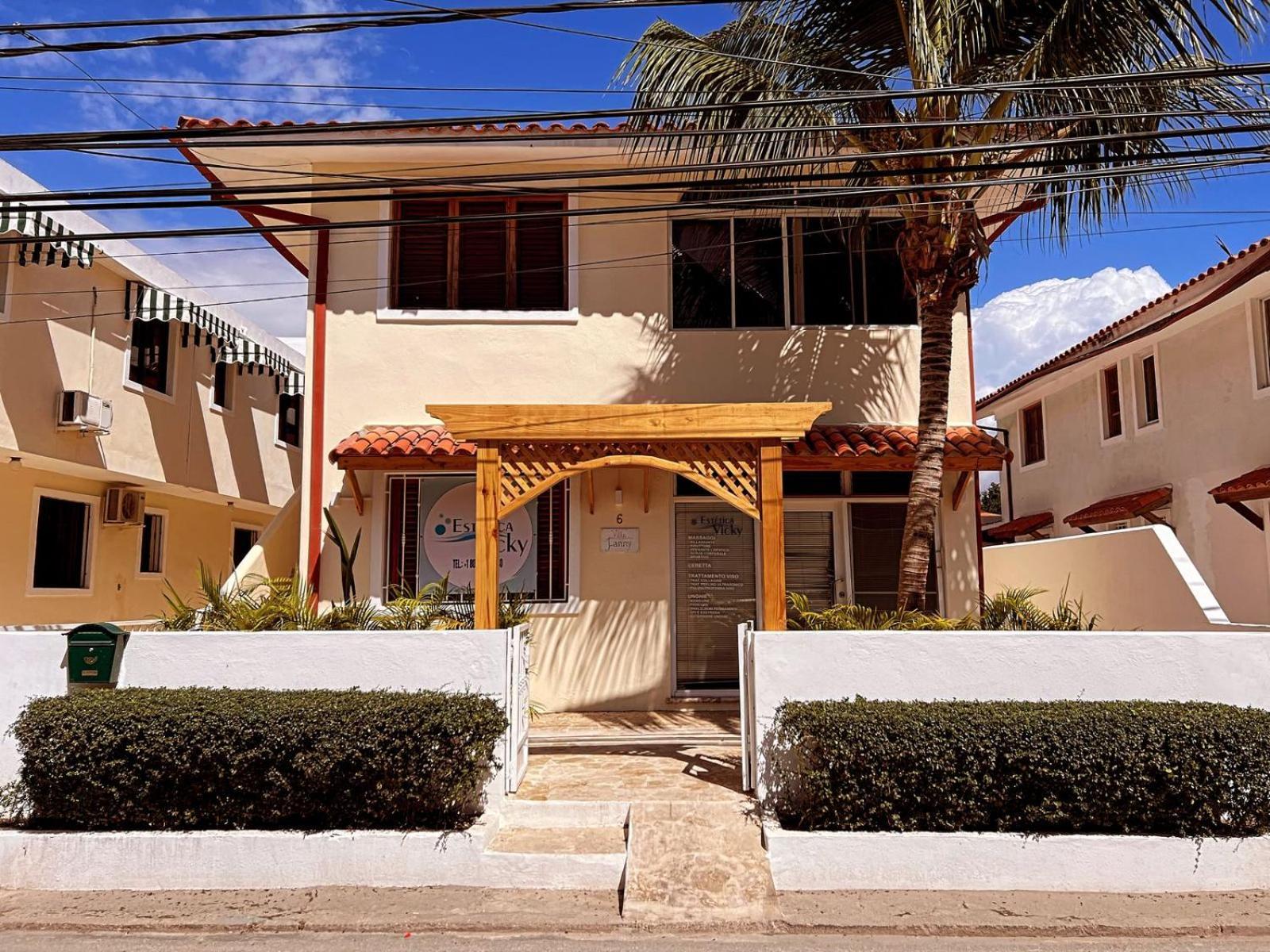 ホテル Emy House La Laguna エクステリア 写真